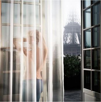 David Drebin -&nbsp;David Drebin Girl in Paris (Lightbox)