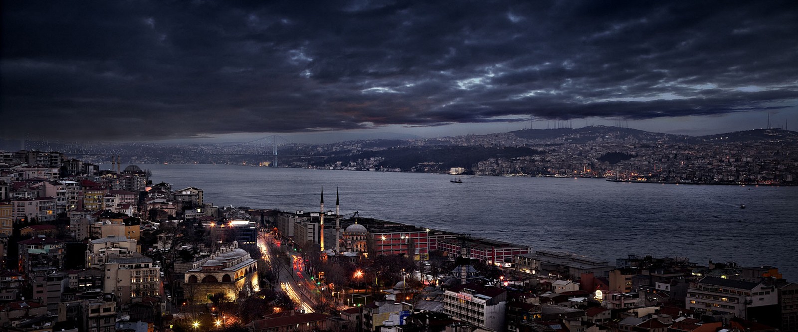 David Drebin, The Bosphorus, 2011
Digital C Print, 20 x 48 inches; 30 x 72 inches; 40 x 96 inches