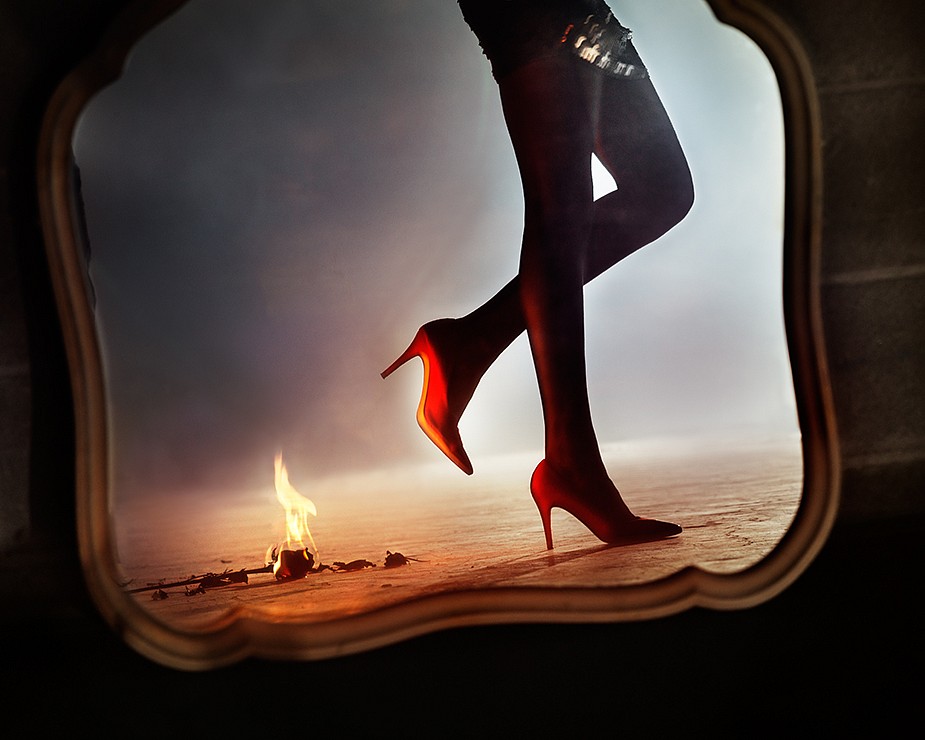 David Drebin, Playing with Fire, 2013
Digital C Print, 20 x 25 inches; 30 x 37.5 inches; 48 x 60 inches