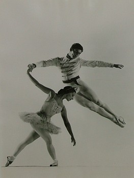Gjon Mili -&nbsp;Gjon Mili Alicia Alonso & Igor Youskevitch