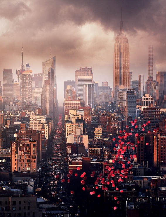 David Drebin, Balloons over New York, 2016
Digital C Print, 40 x 32 inches Also available in 24 x 19.2 inches and 60 x 48 inches