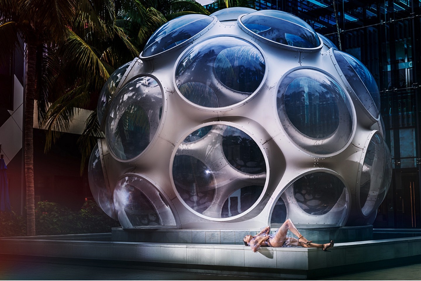 David Drebin, Outside the Bubble , 2019
48 x 72 and 30 x 45 inches