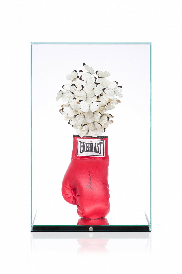 Roman Feral, Muhammad Ali Glove, 2023
24 x 15 x 15 in.