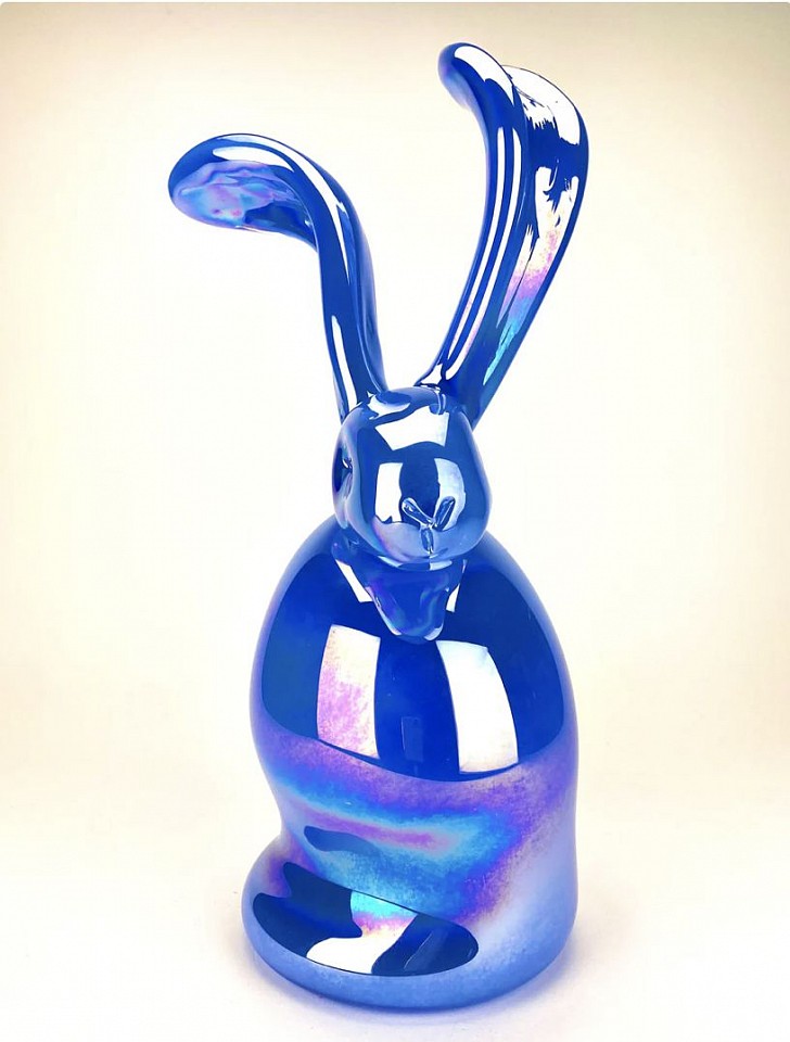 Hunt Slonem, Culver Root, 2023
Blown Glass Sculpture, 16 1/2 x 8 x 7 1/2 in.