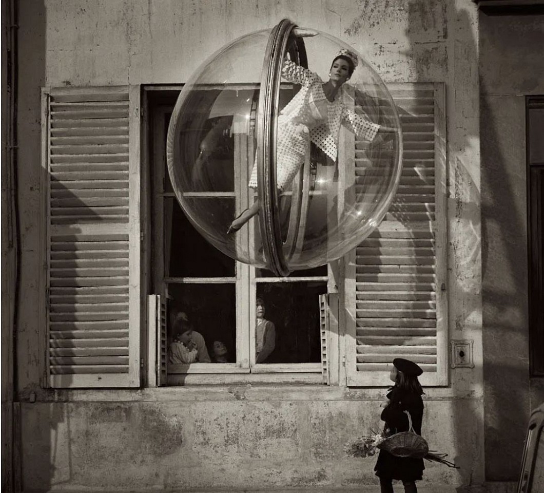 Melvin Sokolsky, Flower Girl Faces, 1963
Platinum Print, 30 x 30 in.