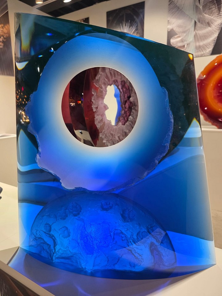Vladimír Procházka, Moon Reflection, 2025
Glass Sculpture, 26 x 28 in.