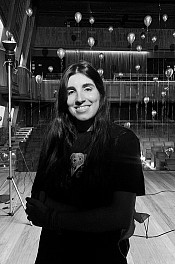 Fl&Atilde;&iexcl;via Junqueira Biography